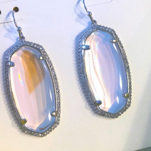 NWT RARE & RETIRED Kendra Scott Elle Lux Earrings Dichroic Silver CZ’s STUNNING - Picture 5 of 13